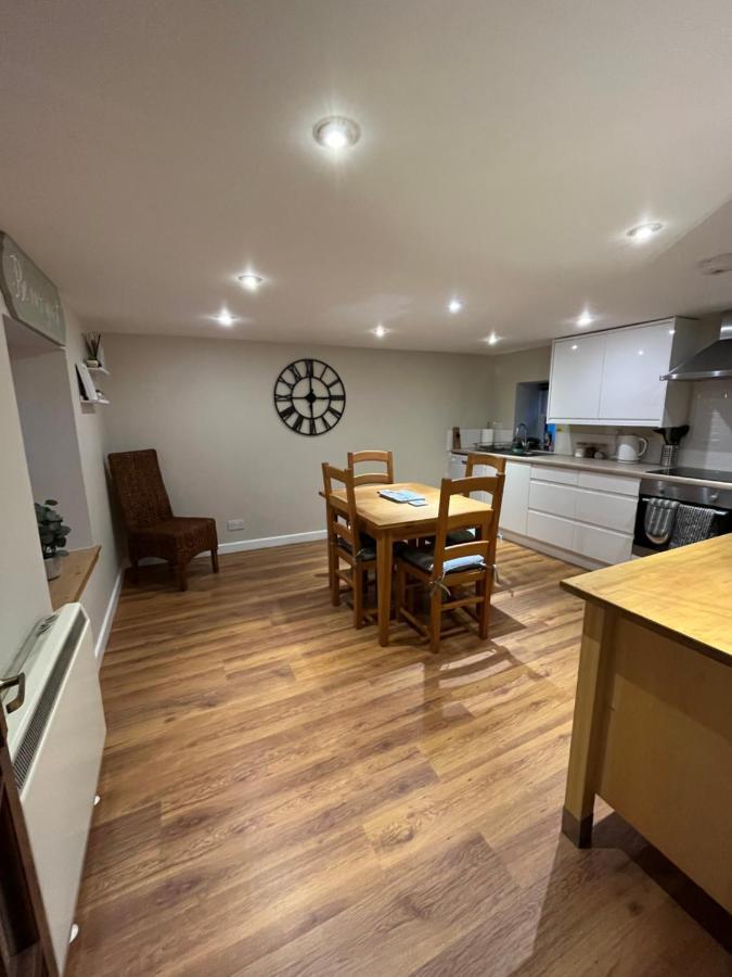 North Coast Property - 17 Margaret Street - Avoch Экстерьер фото